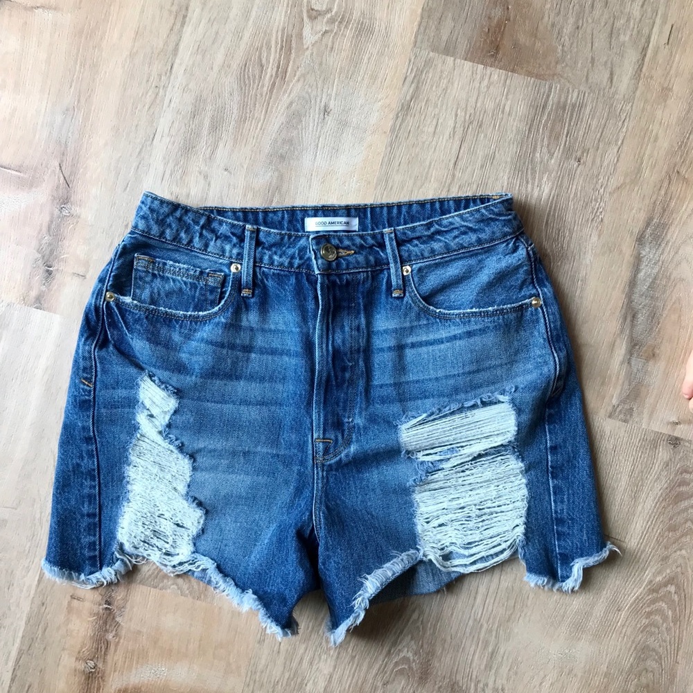Good American Bombshell Shorts 0/25